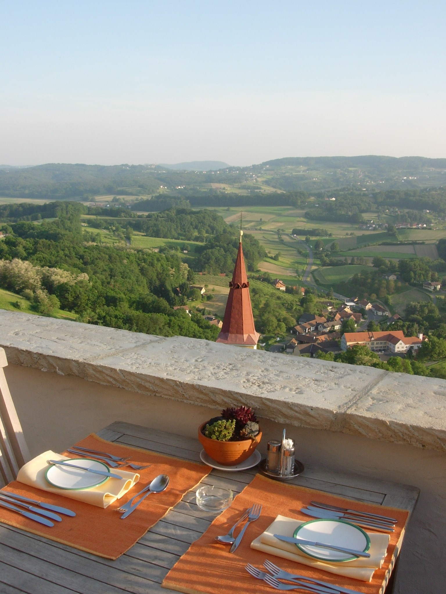 Urlaub auf Schloss Kapfenstein - Wochenpauschale "Nächtigung mit Frühstück"